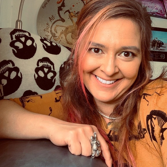 Meet your Posher, Karen - Picture 13 of 16